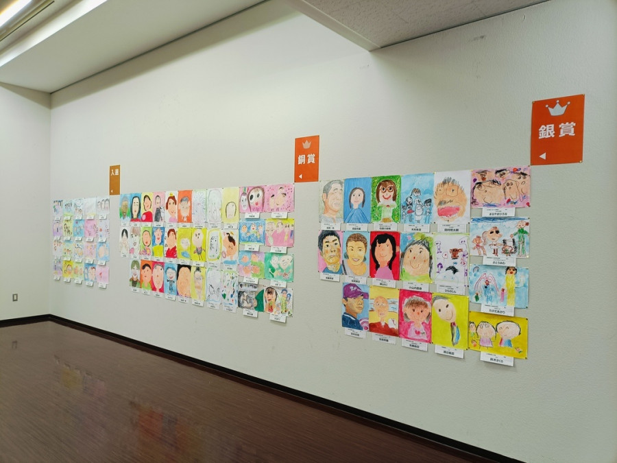 家族の似顔絵、夏休み書道展、全十勝写真公募展 合同作品展開催